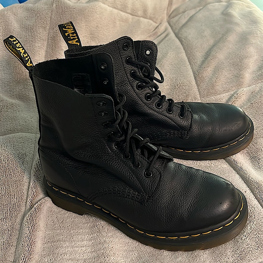 Dr. Marten 1460 Pascal Virginia soft supple fine grain leather CLASSIC DOC S